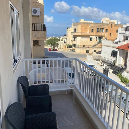 Sunshine Apartments Mellieha - Modern Three Bedroom Apartment - Apt No 2 Kültér fotó