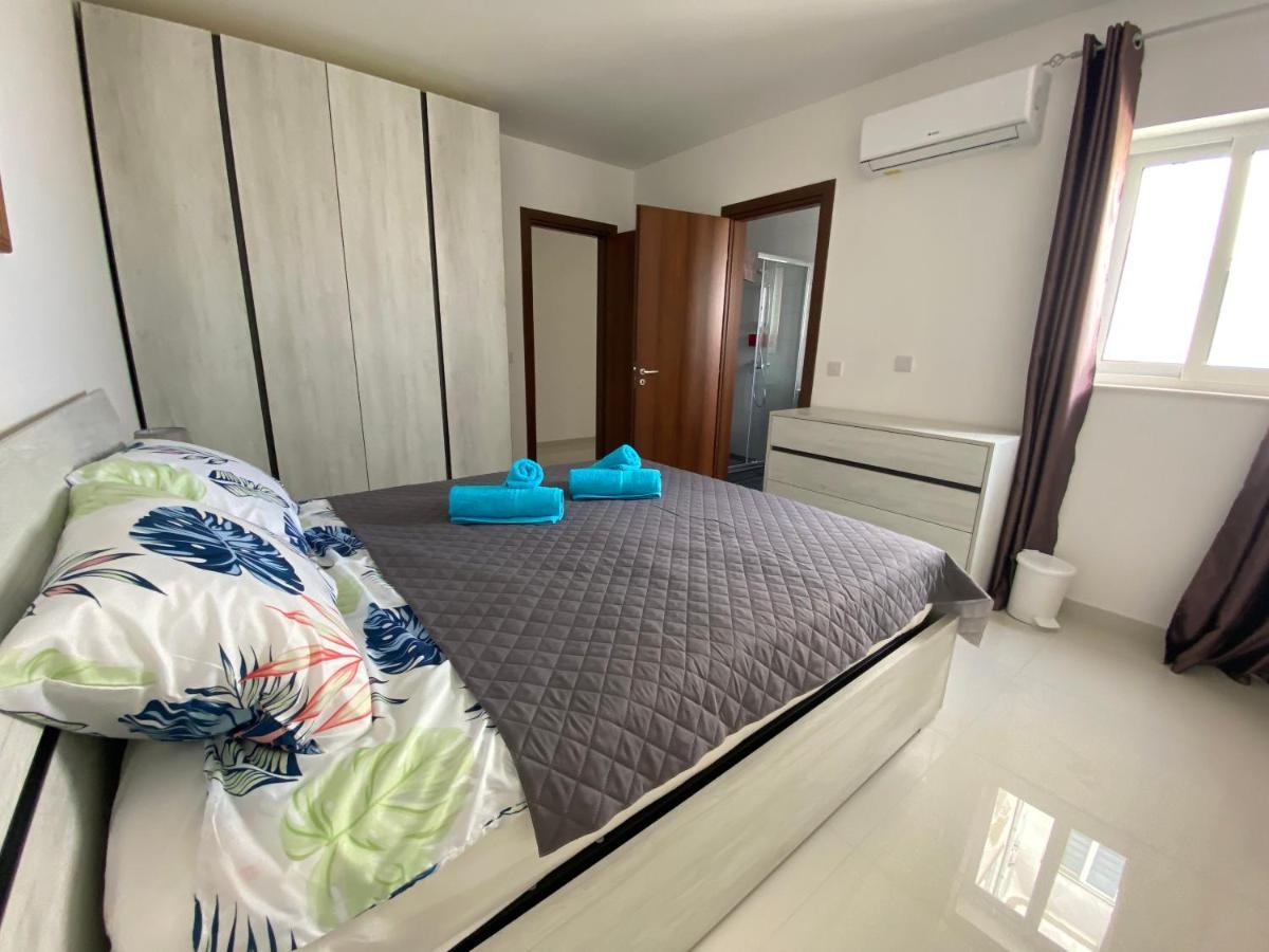 Sunshine Apartments Mellieha - Modern Three Bedroom Apartment - Apt No 2 Kültér fotó