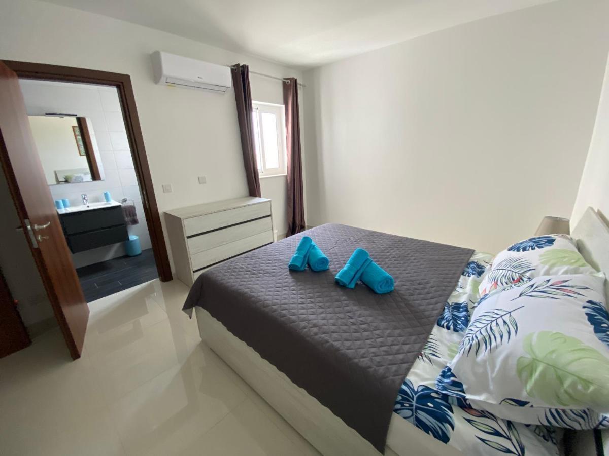 Sunshine Apartments Mellieha - Modern Three Bedroom Apartment - Apt No 2 Kültér fotó