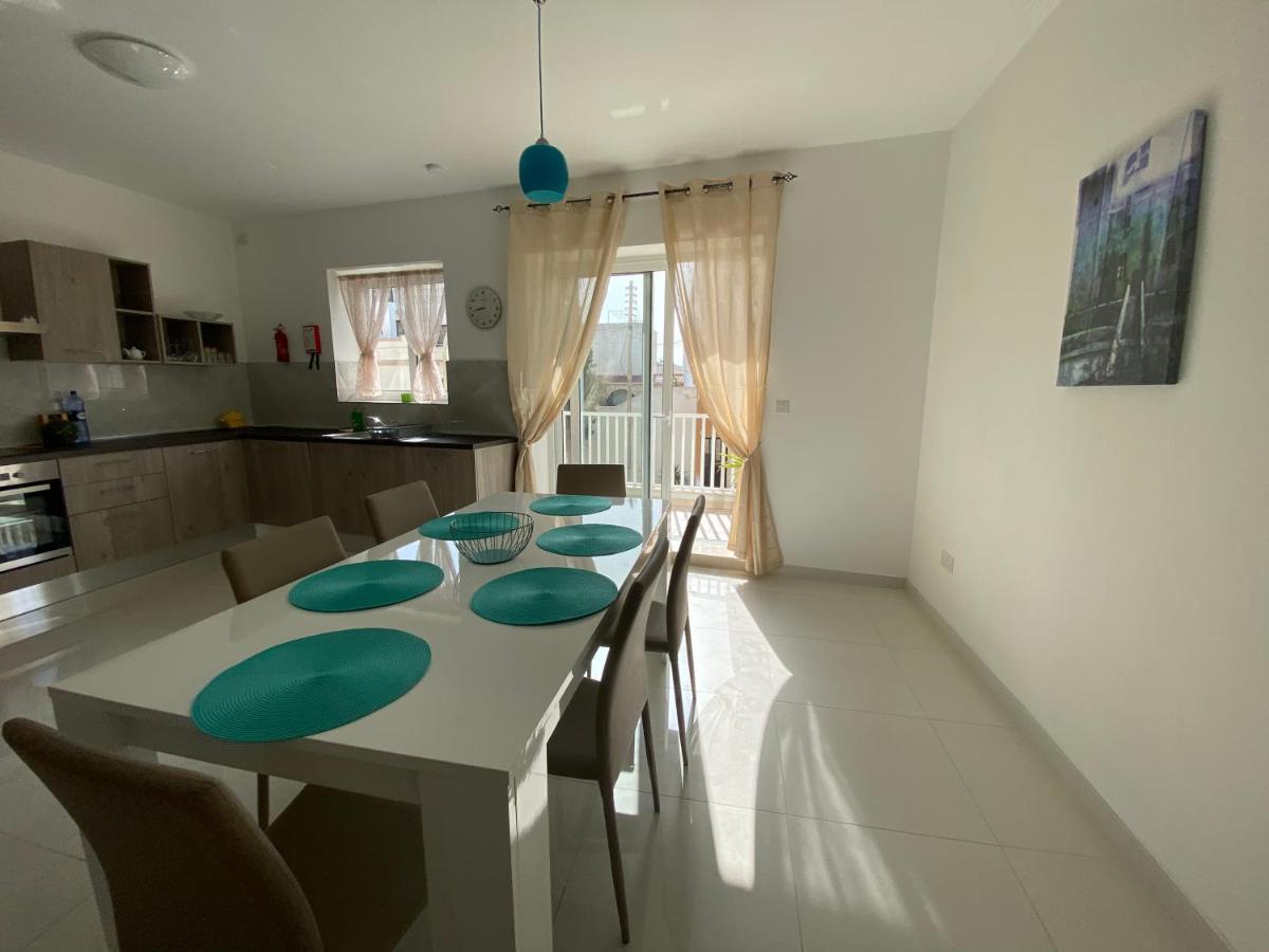 Sunshine Apartments Mellieha - Modern Three Bedroom Apartment - Apt No 2 Kültér fotó